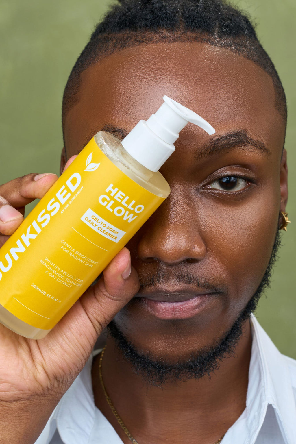 Sunkissed Hello Glow Cleanser 250ml